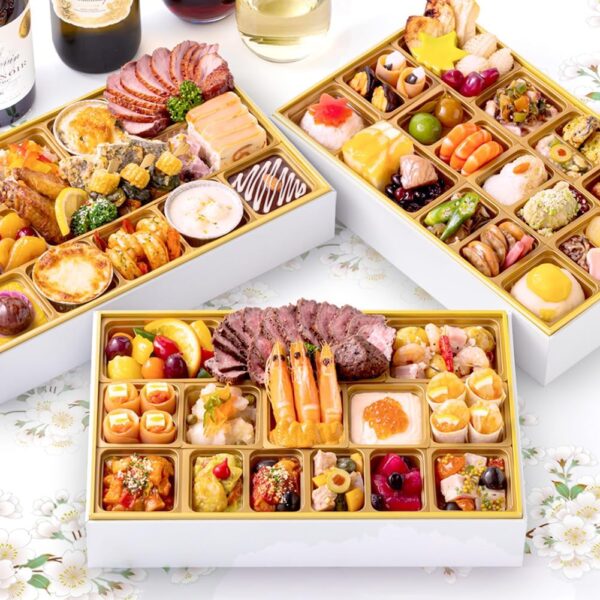 ビストロおせち 「SAKURA」 和洋 3段重 5-7人前 特大8.5寸 おせち料理 冷凍