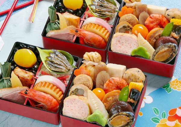 京菜味のむら おせち「京小箱」約四寸 二段重×二組【Amazon】