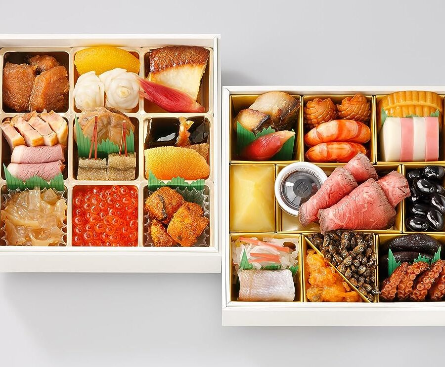 日本料理 なだ万 おせち料理 正月万菜 二段重 盛り付け済み 冷凍おせち 2人前【Amazon】