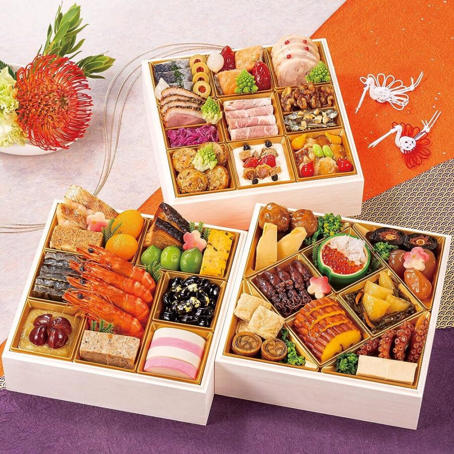 富山 千里山荘 おせち料理 和洋三段重 盛り付け済み 冷蔵おせち 和風 洋風 4人前